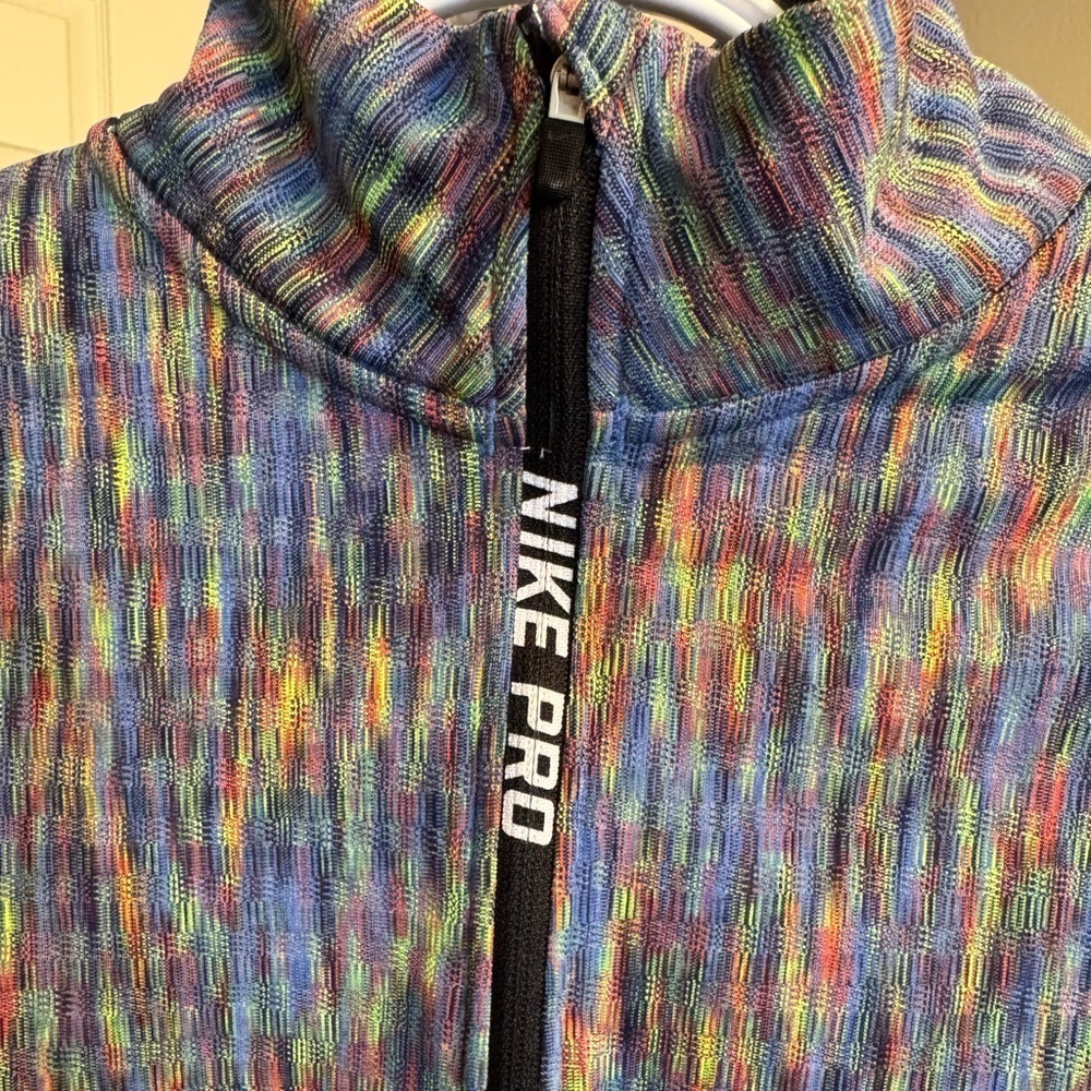 Nike Multicolor Quarter-Zip Jacket - Picture 5 of 6